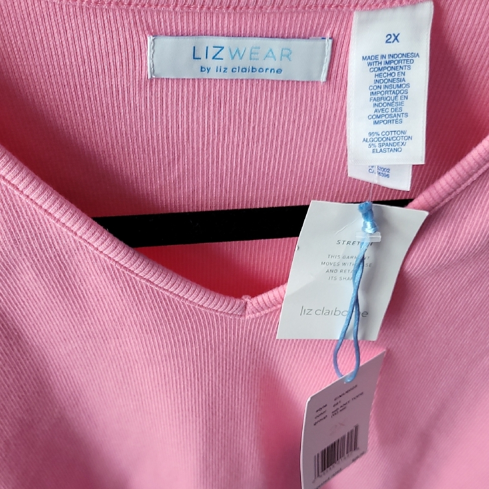 Lizwear Pink V-Neck Rib Tee 2X - Picture 2 of 8
